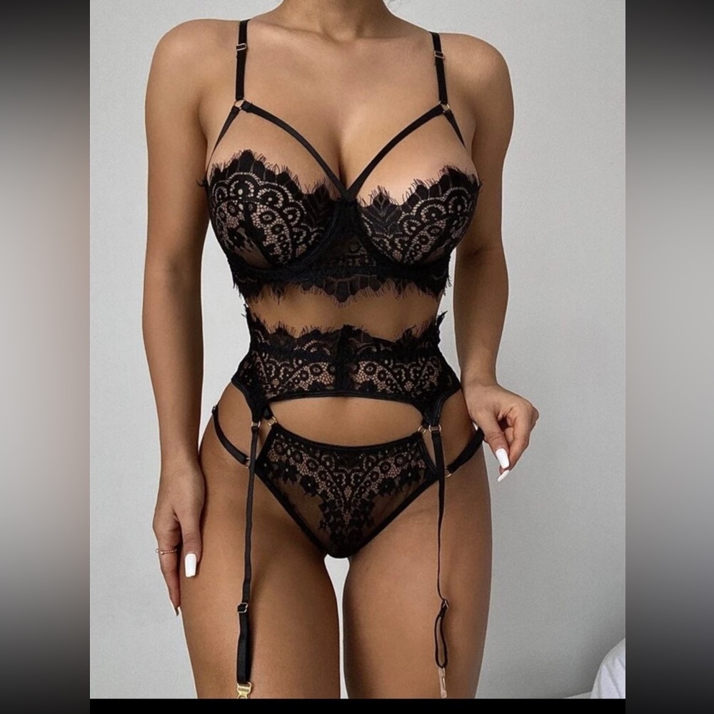 Women’s black lingerie